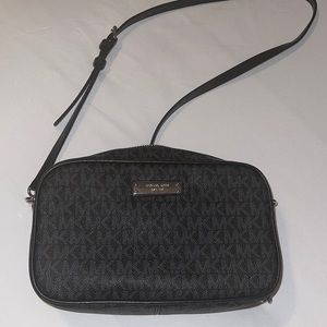 Michael Kors Logo Crossbody bag